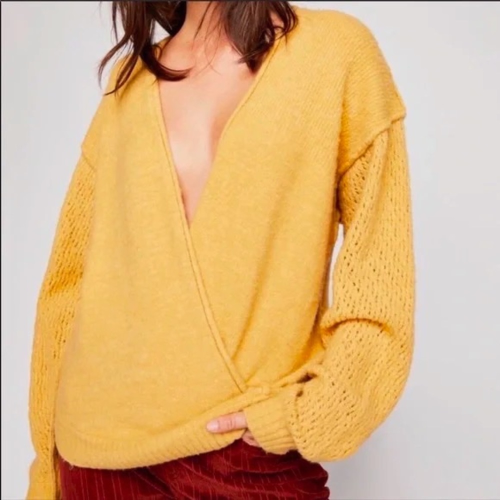 Free People That’s A Wrap Knit Sweater size XS